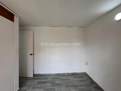 Apartamento en arriendo en El Poblado, Medellín · foto 8 de 12