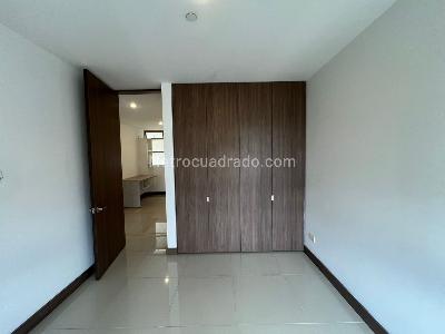 Apartamento de 3 alcobas en venta en Castropol, Medellín, 120 m² · foto 12 de 18