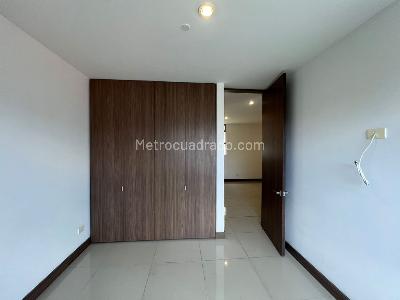 Apartamento de 3 alcobas en venta en Castropol, Medellín, 120 m² · foto 9 de 18