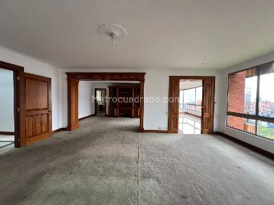 Apartamento en venta en El Poblado, Medellín · foto 12 de 20
