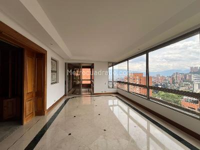 Apartamento en venta en El Poblado, Medellín · foto 13 de 20