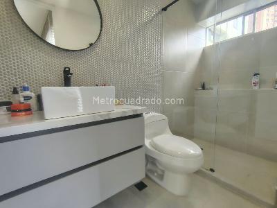 Apartamento en venta en El Poblado, Medellín · foto 20 de 20