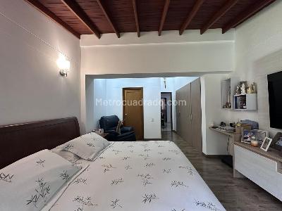Casa de 4 alcobas en venta en El Poblado, Medellín, 220 m² · foto 8 de 20