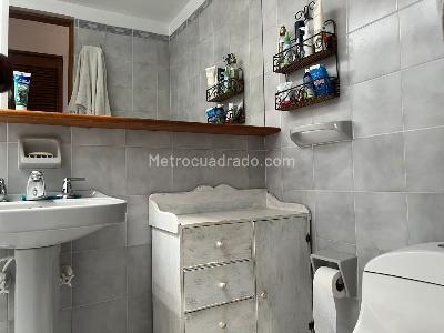 Casa de 3 alcobas en arriendo en Envigado, Envigado, 215 m² · foto 17 de 20
