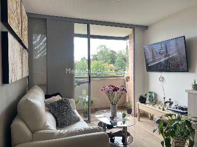 Apartamento en venta en Envigado, Envigado · foto 2 de 16