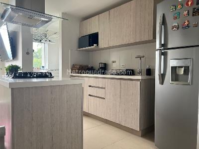 Apartamento en venta en Envigado, Envigado · foto 6 de 16