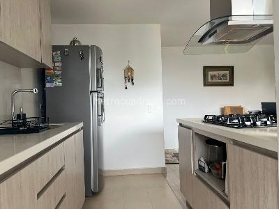 Apartamento en venta en Envigado, Envigado · foto 7 de 16