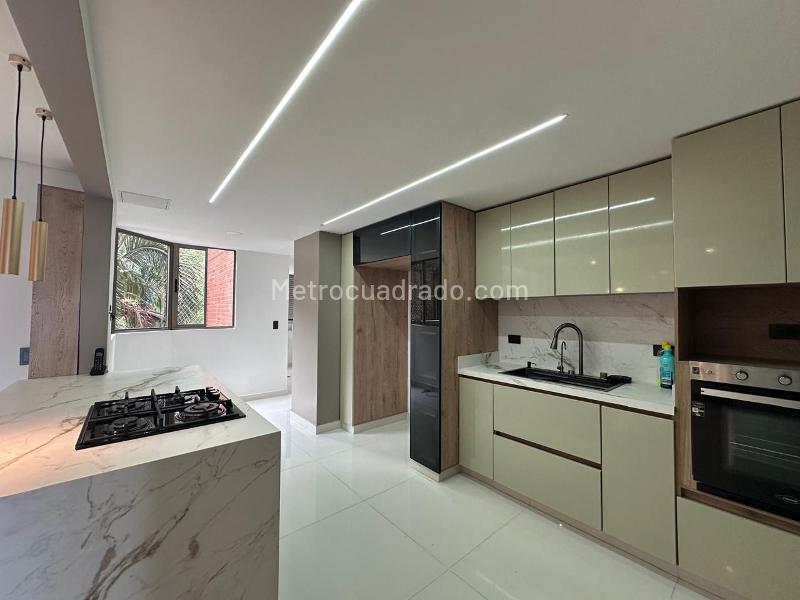 Piso – Medellín - Más