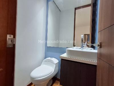 Apartamento de 1 alcoba en arriendo en El Poblado, Medellín, 54 m² · foto 12 de 13