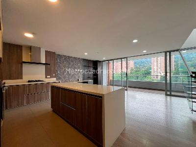 Apartamento en venta en Envigado, Envigado · foto 2 de 16
