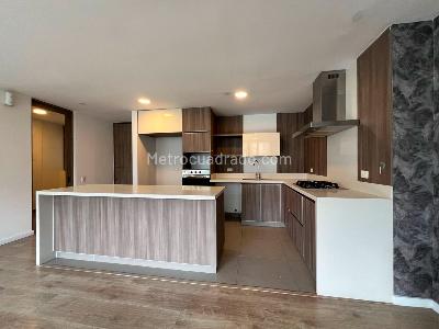 Apartamento en venta en Envigado, Envigado · foto 5 de 16