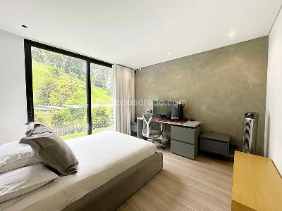 Casa de 3 alcobas en venta en Envigado, Envigado, 320 m² · foto 15 de 17