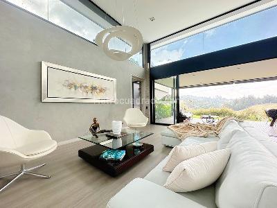 Casa de 3 alcobas en venta en Envigado, Envigado, 320 m² · foto 4 de 17