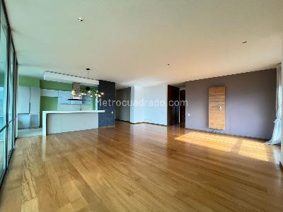 Apartamento en venta en El Poblado, Medellín · foto 5 de 20
