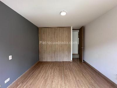 Apartamento de 3 alcobas en arriendo en El Tesoro, Medellín, 136 m² · foto 13 de 20