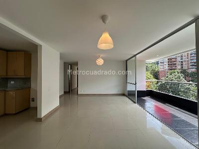 Apartamento de 3 alcobas en arriendo en El Tesoro, Medellín, 136 m² · foto 4 de 20
