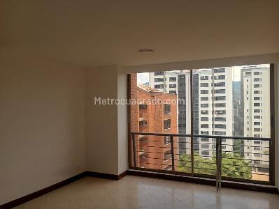 Apartamento de 1 alcoba en arriendo en El Poblado, Medellín, 50 m² · foto 2 de 11