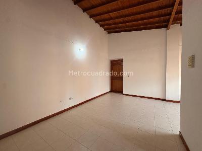 Apartamento de 3 alcobas en venta en Sabaneta, Sabaneta, 65 m² · foto 3 de 14
