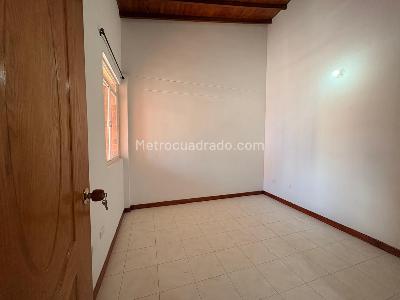 Apartamento de 3 alcobas en venta en Sabaneta, Sabaneta, 65 m² · foto 8 de 14
