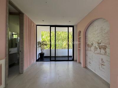 Casa de 4 alcobas en venta en El Poblado, Medellín, 940 m² · foto 12 de 20