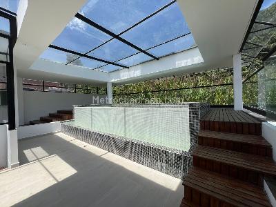 Casa de 4 alcobas en venta en El Poblado, Medellín, 940 m² · foto 19 de 20