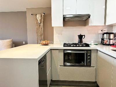 Apartamento en venta en El Poblado, Medellín · foto 8 de 16