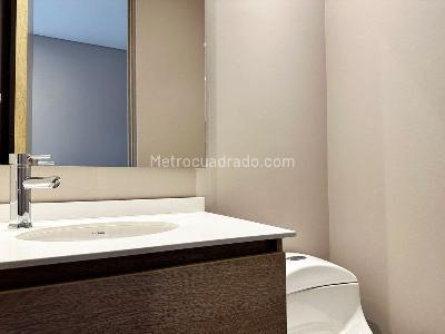 Apartamento en venta en El Poblado, Medellín · foto 13 de 16