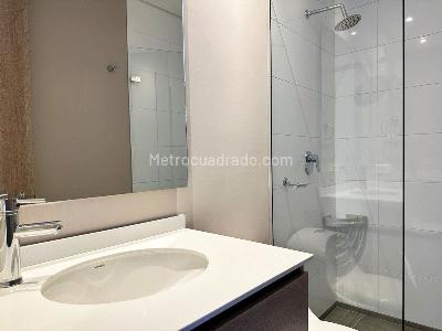 Apartamento en venta en El Poblado, Medellín · foto 14 de 16