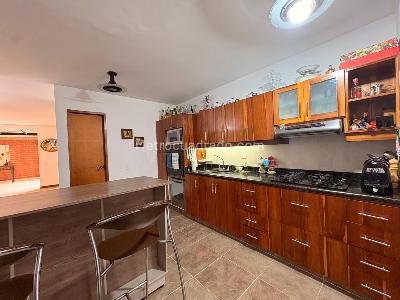 Casa en arriendo en Itagui, Itagüí · foto 6 de 18