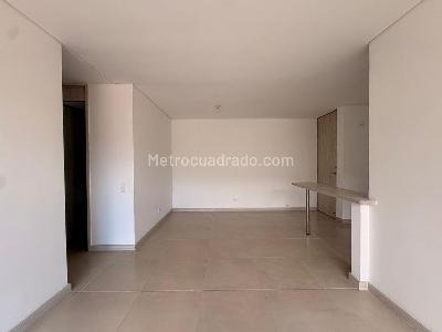 Apartamento de 3 alcobas en venta en Sabaneta, Sabaneta, 73 m² · foto 2 de 14
