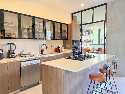 Apartamento de 3 alcobas en venta en El Poblado, Medellín, 293 m² · foto 12 de 20