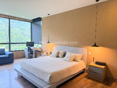 Apartamento de 3 alcobas en venta en El Poblado, Medellín, 293 m² · foto 14 de 20