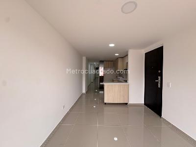 Apartamento en arriendo en Sabaneta, Sabaneta · foto 3 de 13