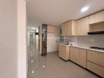 Apartamento en arriendo en Sabaneta, Sabaneta · foto 4 de 13