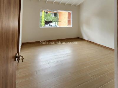 Casa en arriendo en El Poblado, Medellín · foto 11 de 19