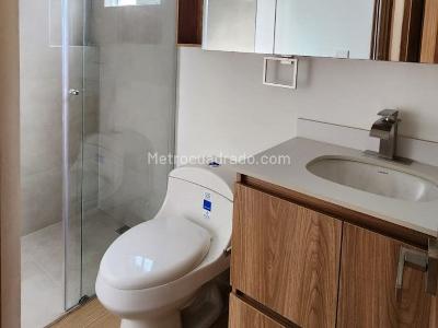 Casa en arriendo en El Poblado, Medellín · foto 15 de 19