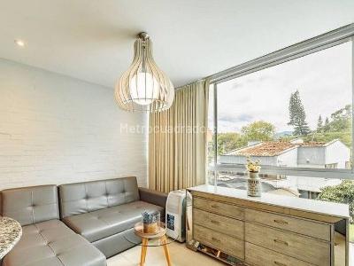 Apartamento en venta en El Poblado, Medellín · foto 3 de 10