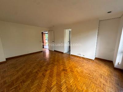 Apartamento de 3 alcobas en venta en El Poblado, Medellín, 197 m² · foto 11 de 17