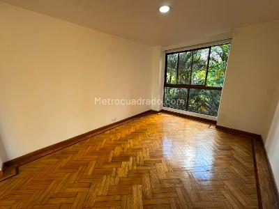 Apartamento de 3 alcobas en venta en El Poblado, Medellín, 197 m² · foto 6 de 17