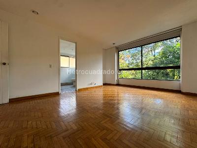 Apartamento de 3 alcobas en venta en El Poblado, Medellín, 197 m² · foto 8 de 17