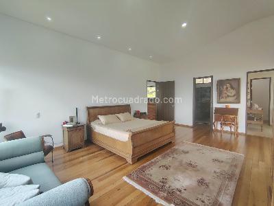 Casa de 4 alcobas en venta en Envigado, Envigado · foto 14 de 19