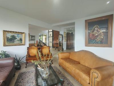 Casa de 4 alcobas en venta en Envigado, Envigado · foto 4 de 19