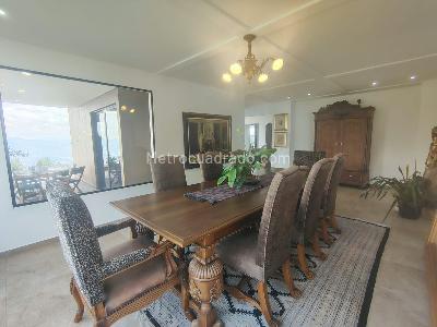 Casa de 4 alcobas en venta en Envigado, Envigado · foto 6 de 19