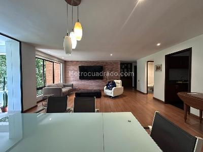 Apartamento de 2 alcobas en venta en El Poblado, Medellín, 150 m² · foto 4 de 17