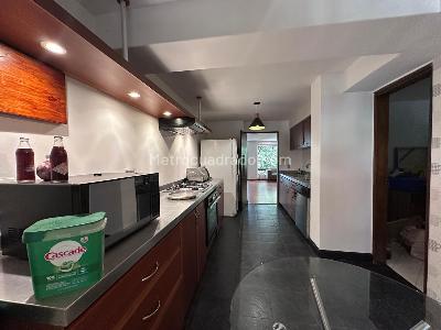 Apartamento de 2 alcobas en venta en El Poblado, Medellín, 150 m² · foto 7 de 17