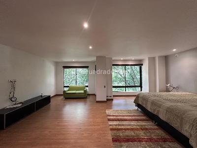 Apartamento de 2 alcobas en venta en El Poblado, Medellín, 150 m² · foto 8 de 17