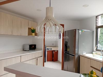 Apartamento en venta en Envigado, Envigado · foto 6 de 16