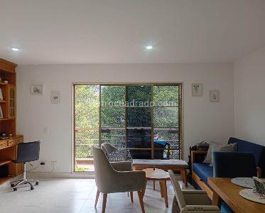 Apartamento en venta en Envigado, Envigado · foto 2 de 18