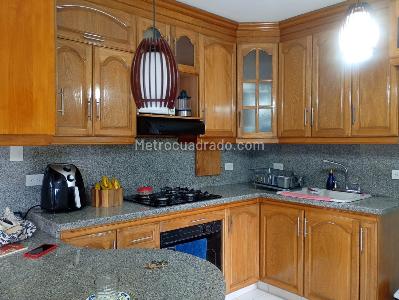 Apartamento en venta en Envigado, Envigado · foto 6 de 18