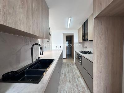 Apartamento de 3 alcobas en venta en El Poblado, Medellín, 86 m² · foto 7 de 18